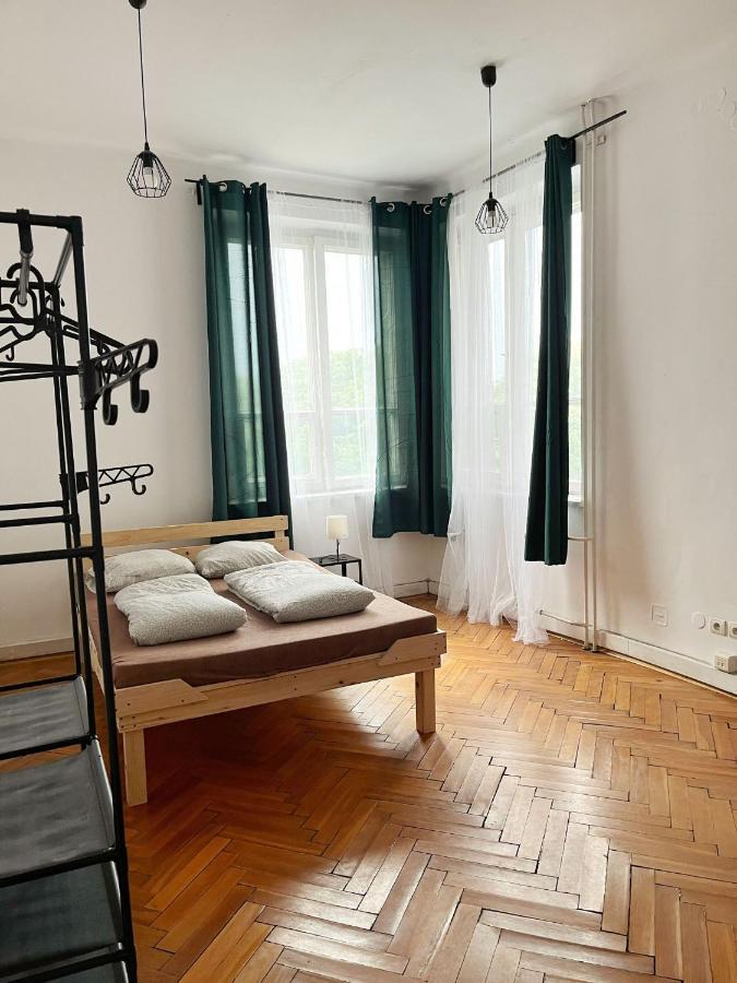Nice View Rooms In Old Town Kraków Exteriör bild